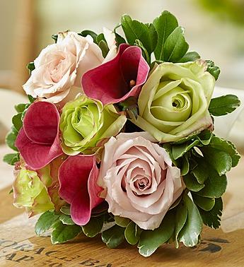 Vineyard Wedding Mini Calla Lily Bouquet