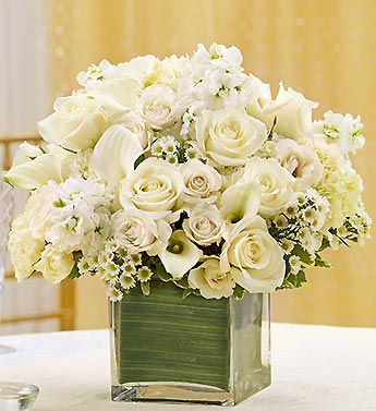 All White Centerpiece Package Flower Bouquet