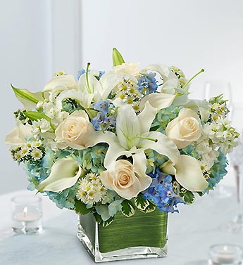 Blue and White Centerpiece Package Flower Bouquet