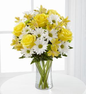 The FTD® Sunny Sentiments™ Bouquet