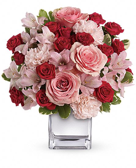 Love That Pink Bouquet with Roses Flower Bouquet