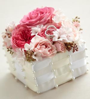 The FTD® Flower Jeweled™ Ring Box