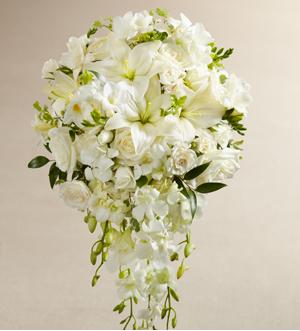 Designers choice White Cascading Bouquet**Choose Color & PICKUP ONLY ITEM** DO NOT CHOOSE DELIVERY designer will choose flowers & look.  Flower Bouquet